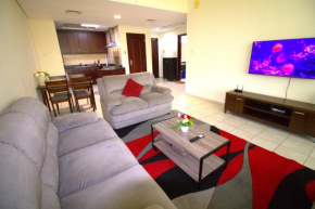 DRUVYA HOLIDAY HOMES, Bld DG022, Street No,2 Discovery Gardens, Close to The Gardens Metro 3 minutes walkable